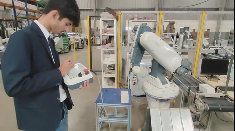 Industrial Robotics Training